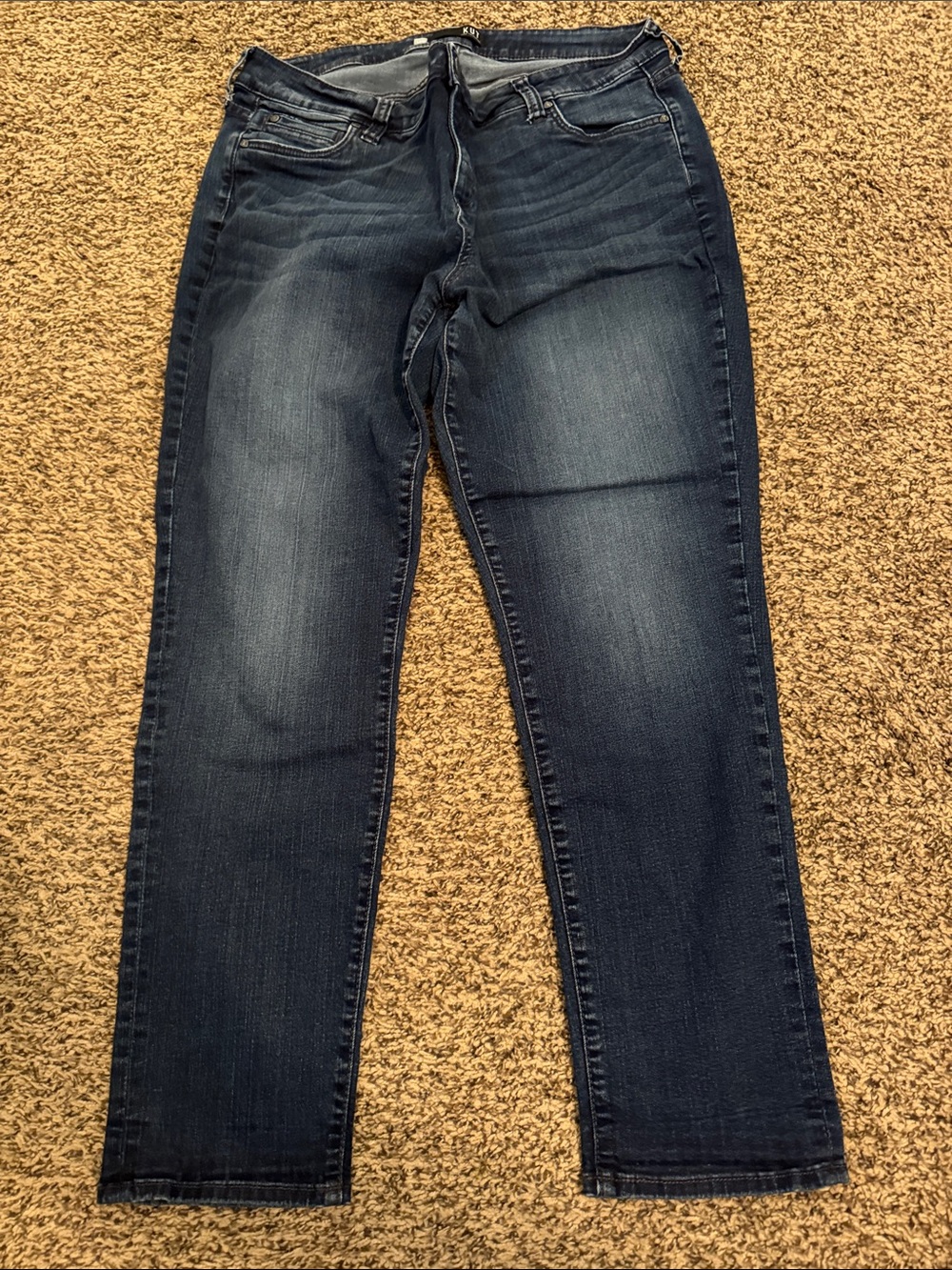 Kut from the Kloth Dark Blue Straight Leg Jeans